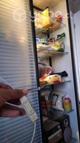 Vitrina vidrio con luces ideal para mostrador