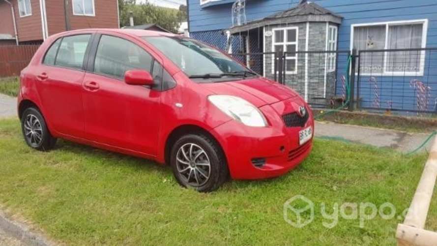 Vendo Toyota yaris 2008
