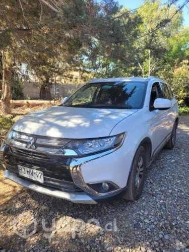 Mitsubishi Outlander 2015