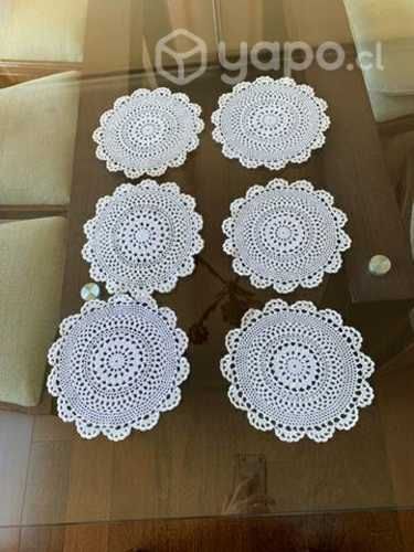 6 pañitos blancos bordados similar crochet
