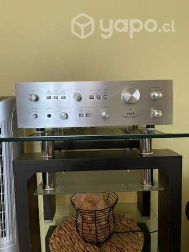 Amplificador Akai AM-2400