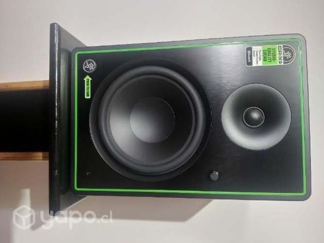 Parlantes Estudio Mackie CRX-8 y Pedestales Madera