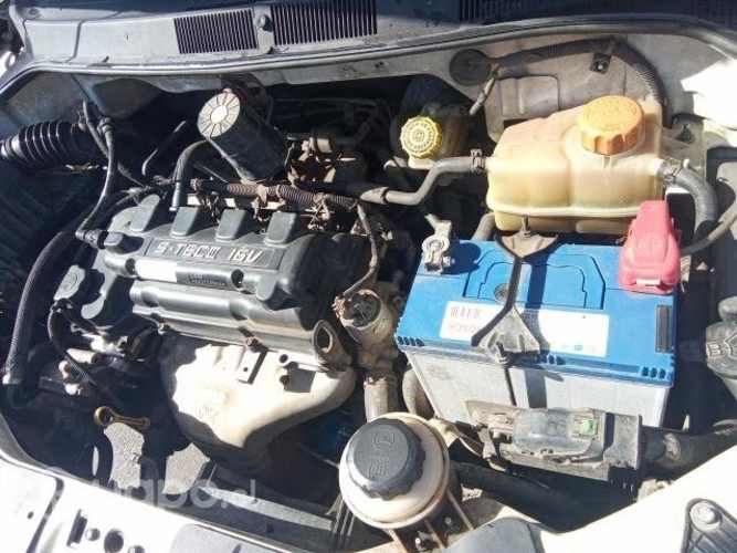 Chevrolet sail año 2011 semi full