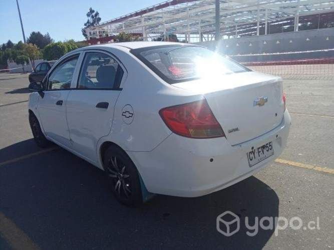 Chevrolet sail año 2011 semi full