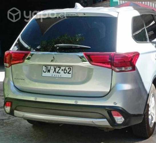 Mitsubishi outlander 2018