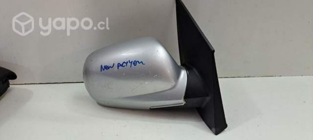 Espejo derecho ssangyong new actyon