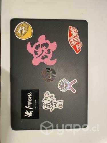 Computador hp modelo 14-ck0036la 4 años de uso