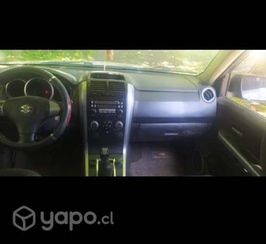 Suzuki grand nomade 2008