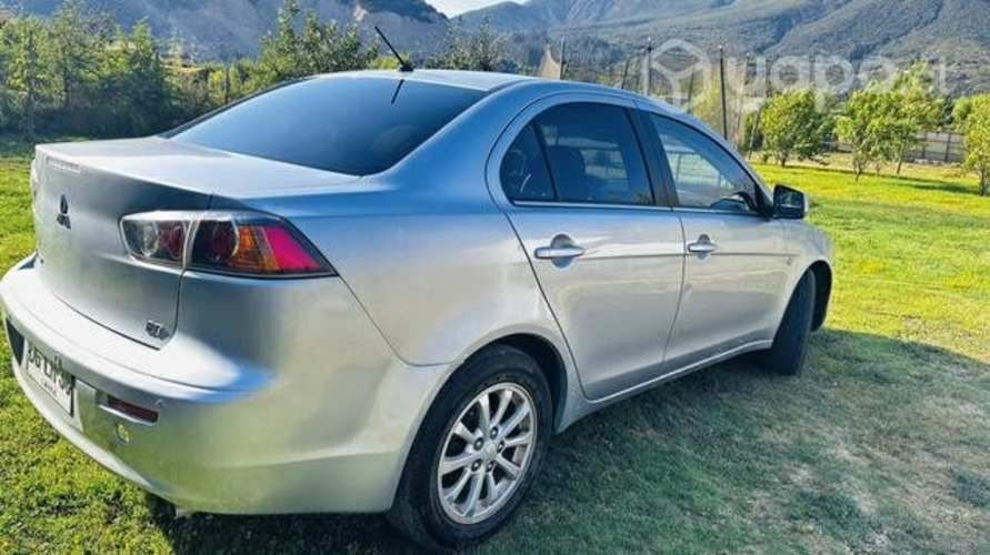 Mitsubishi Lancer RT