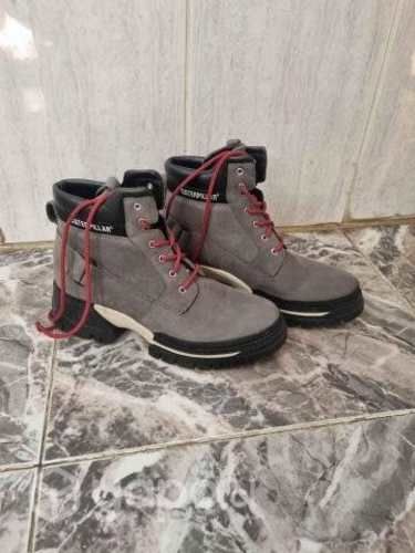Botines Caterpillar nuevos