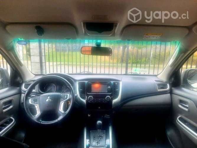 Mitsubishi l200 2018