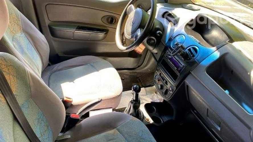 Vendo Spark lite 800cc 2013