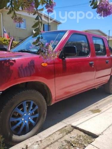 Camioneta nissan terrano año 2008