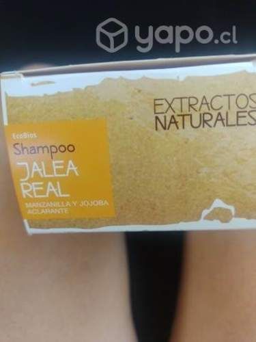 Shampoo jalea real y manzanilla y jojoba