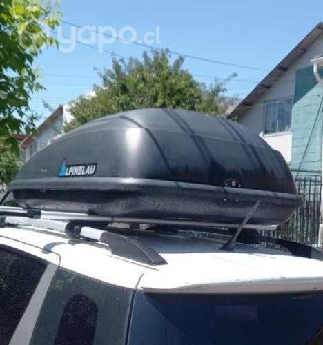 Portaequipajes 450 litros, con las barras