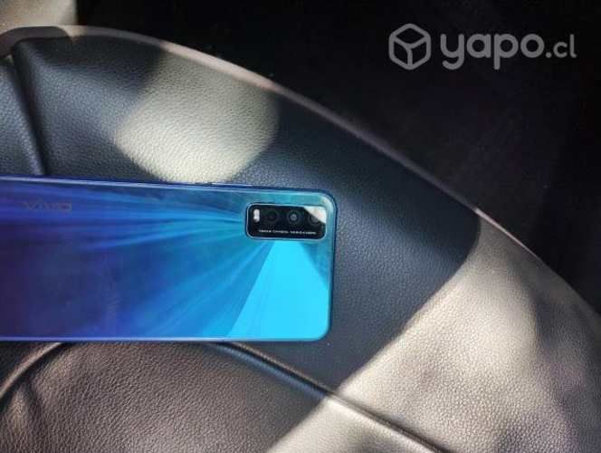 Celular Vivo v2027 impecable