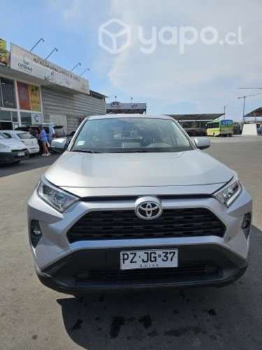 Toyota Rav4 LE 4x4 2.0
