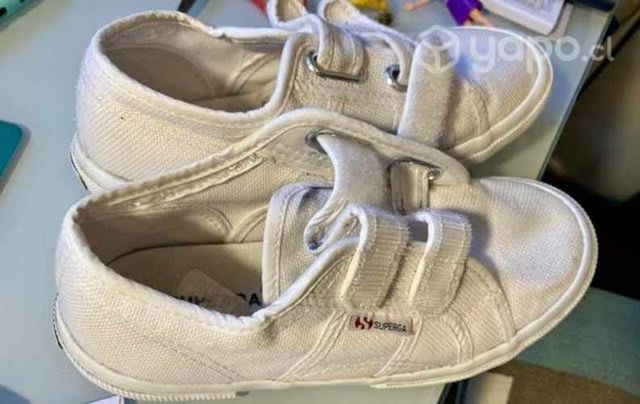 Zapatilla supergra blanca 33