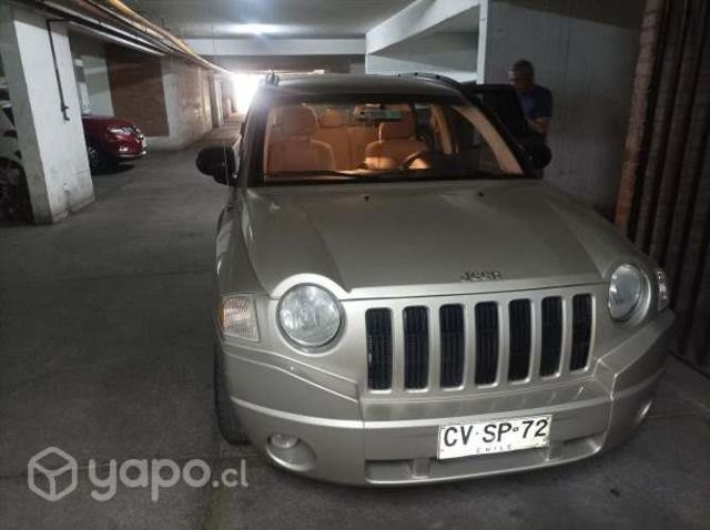 Vendo camioneta Jeep Compass