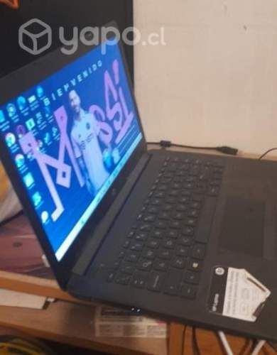 Notebook hp procesador ryzen disco ssd 118 gb