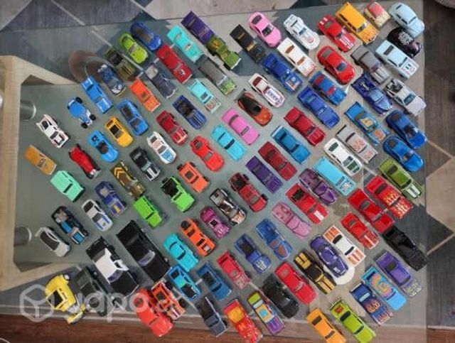 Coleccion autos hotwells