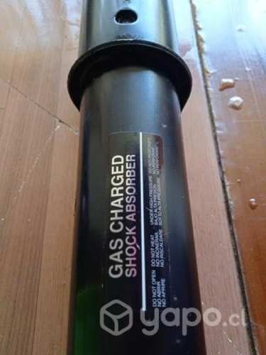 Amortiguador a gas delantero