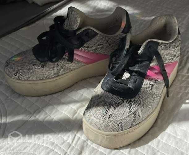 Zapatillas de mujer baratas