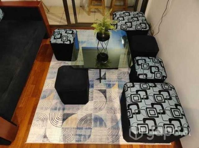 Juego de muebles disponibles