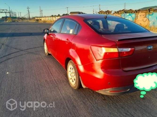 Se vende Kia río 4 año 2014