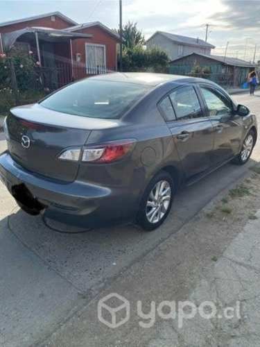 Mazda 3 año 2012 conversable