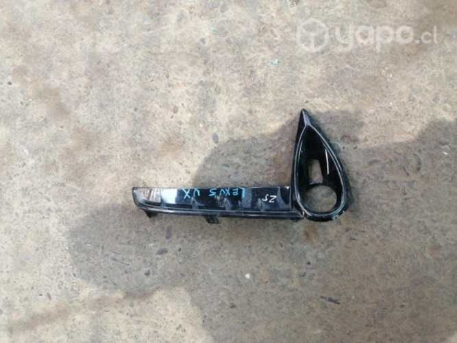 Bisel neblinero derecho lexus nx original