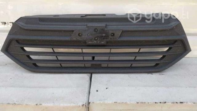 Mascara chevrolet n400 (20-23)