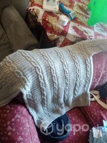 Ropa de varón, usadas y nuevas. Hay de todo