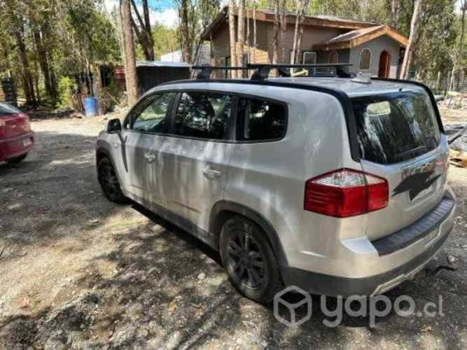 Vendo chevrolet orlando
