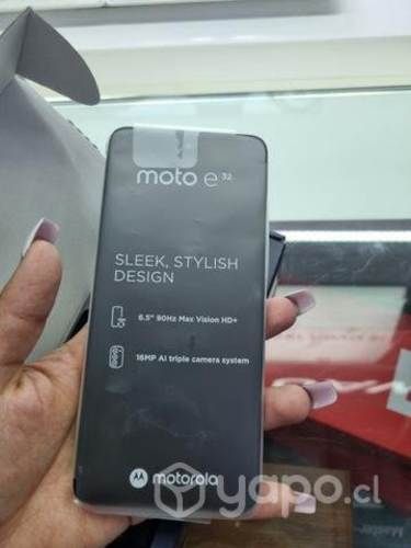 Celular Motorola E32