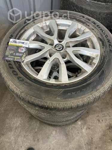 Llantas Nissan xtrail