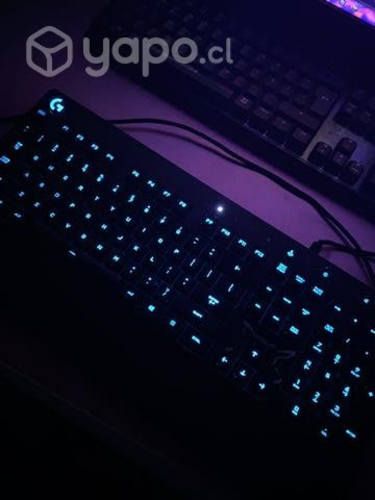 Teclado Gamer Logitech G213