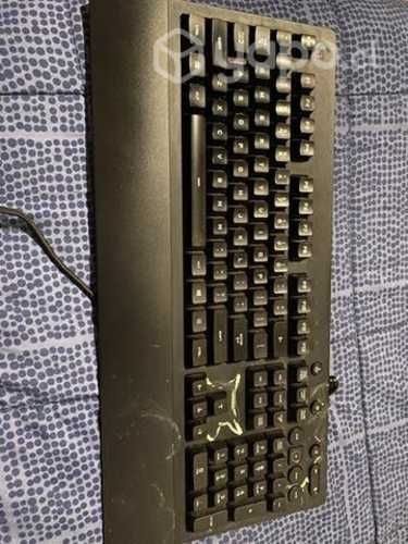 Teclado Gamer Logitech G213