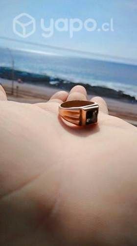 Anillo de oro de hombre