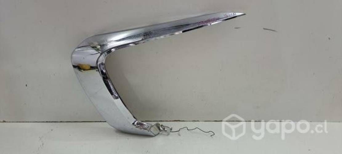 Bisel izquierdo mitsubishi montero 16-20