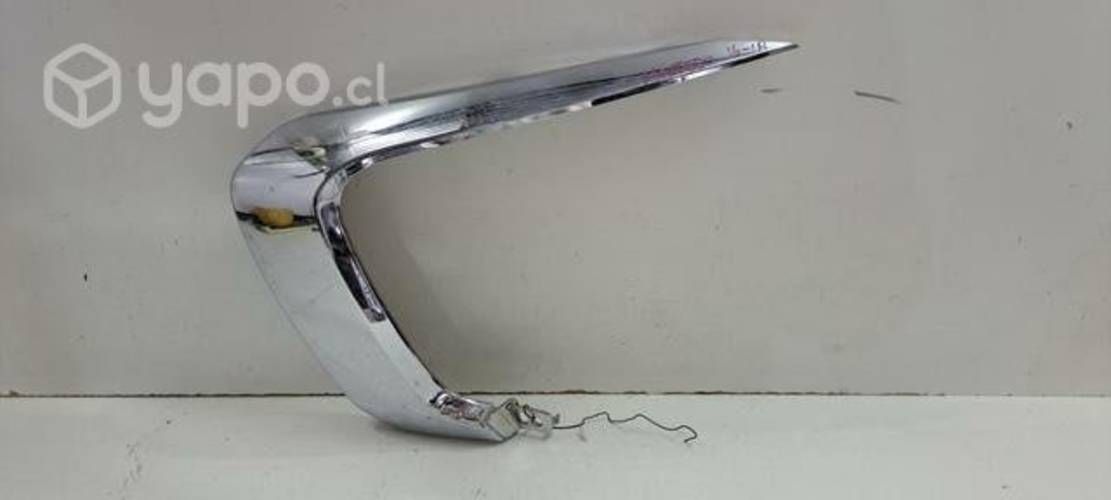 Bisel izquierdo mitsubishi montero 16-20