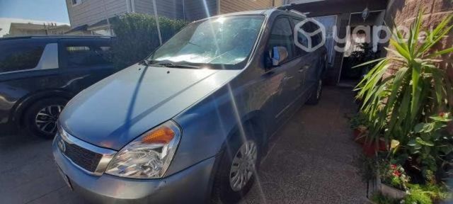 Vendo Kia Grand Carnival 2.2 cc diesel