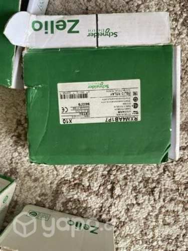 Material eléctrico zelio nuevo en sus cajas