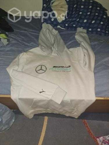 Poleron mercedez benz puma