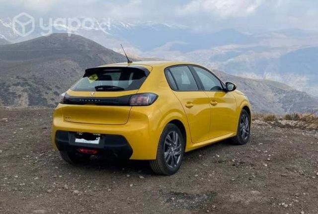 Peugeot 208 2021