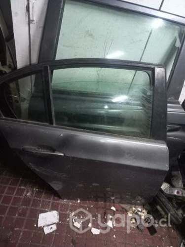 Puerta trasera derecha BMW 320i. 2008