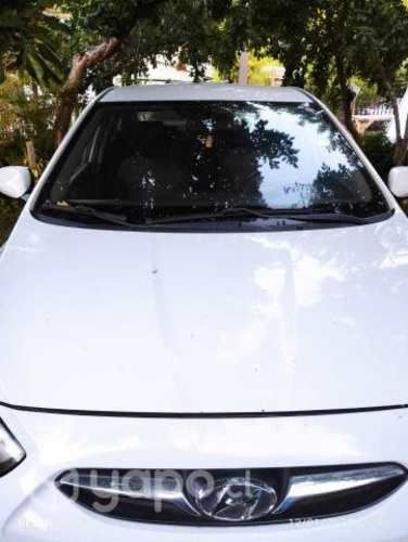 Se vende hyundai accent 2013