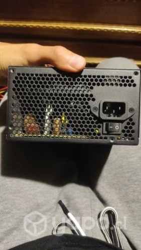 Fuente de poder cougar 400w vtc