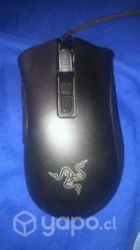 Mouse Razer Deathadder V2 con RGB