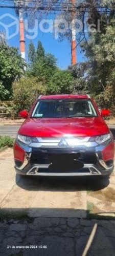 Vendo camioneta mitsubishi outlander año 2022